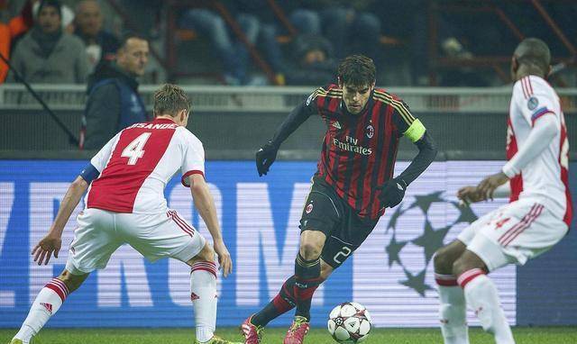 广东队击败 广东队击败