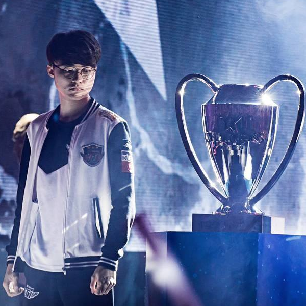 里多次强调 里多次强调